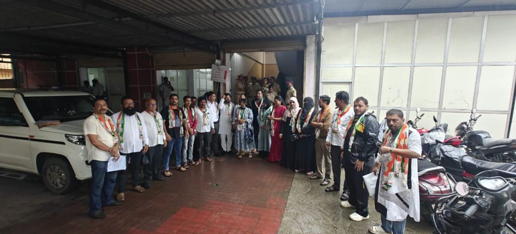 NCP (Sharad Pawar) Protests Against Agriculture Minister Kokate's Remarks On Farmers