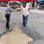 NCP’s Ghulam Nabi Farooqui Slams Civic Body Over Pothole Denial in Mira Road