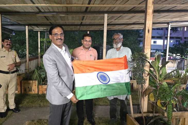 Thane Collector Visits Waste-To-Best Terrace Garden, Calls for Lifestyle Rooted in Nature