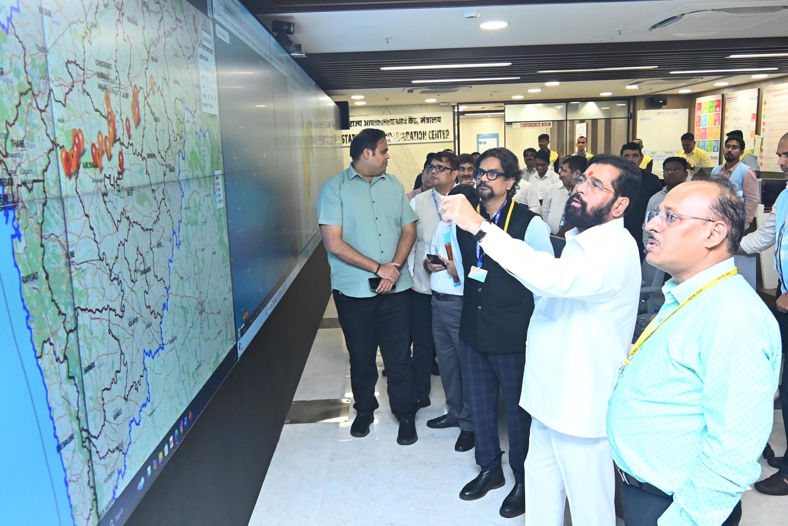 Deputy CM Eknath Shinde Reviews Flood Situation, Orders Airlift Of 40 Villagers In Beed
