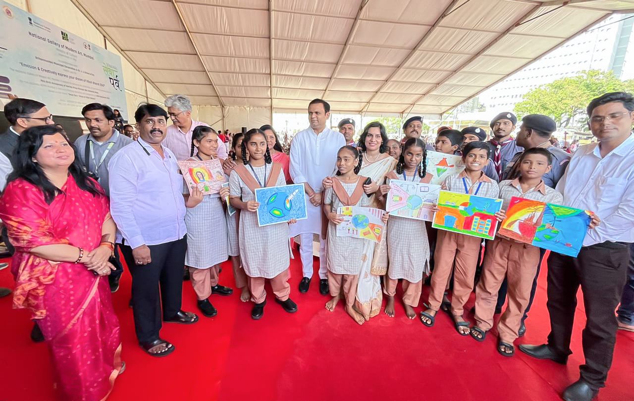 Students And Artists Paint India’s Bright Future Through Colours And Imagination